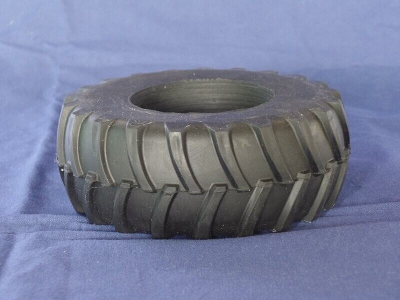 Traktorreifen Fendt 1050 hinten weich Traktorreifen Fendt 1050 hinten weich