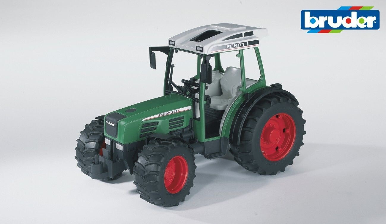 02100 Fendt Favorit