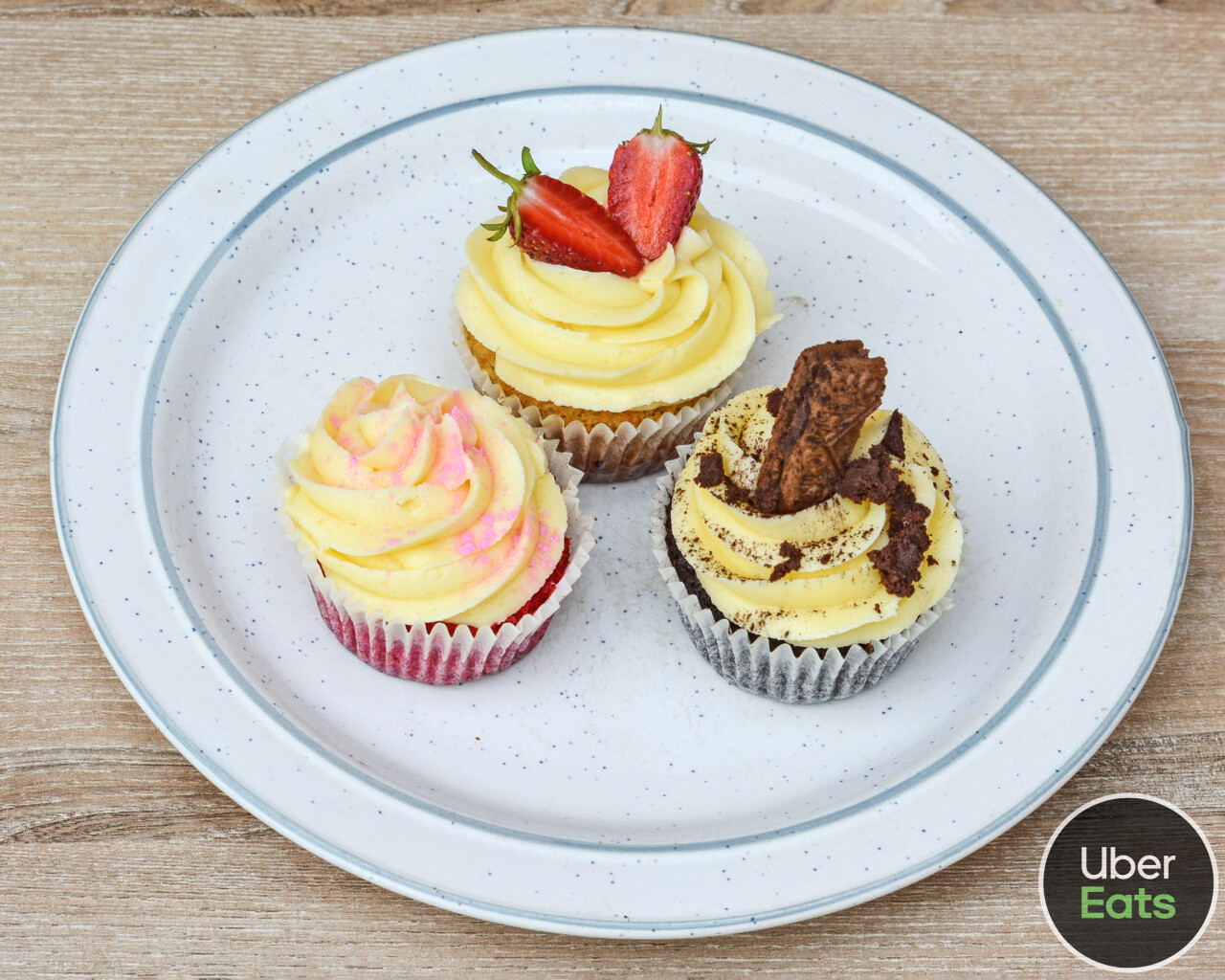 12 Assorted Cupcakes