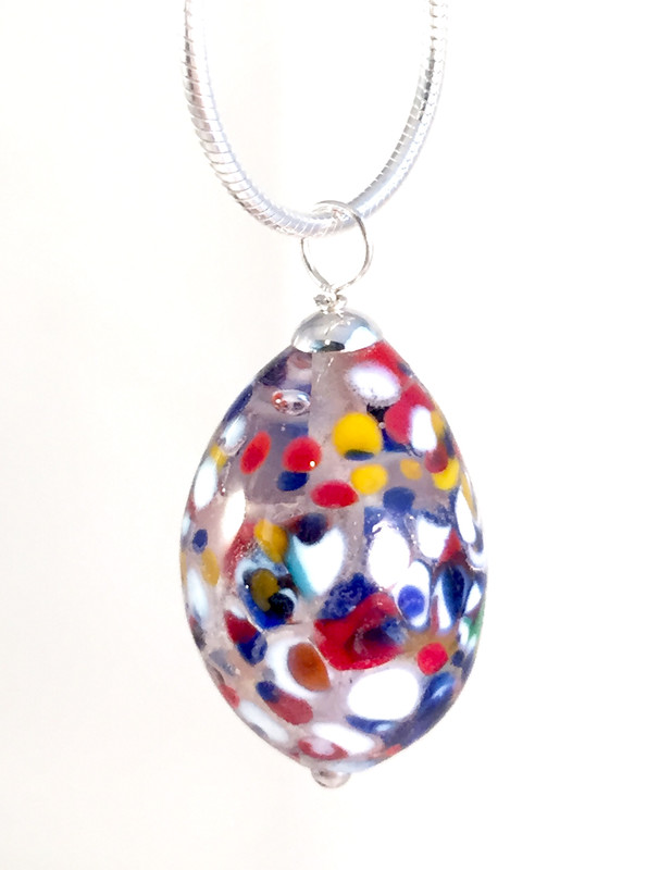 Multicolor Chrystal egg necklace