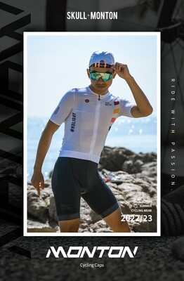 Monton SKULL Holiday White Cap