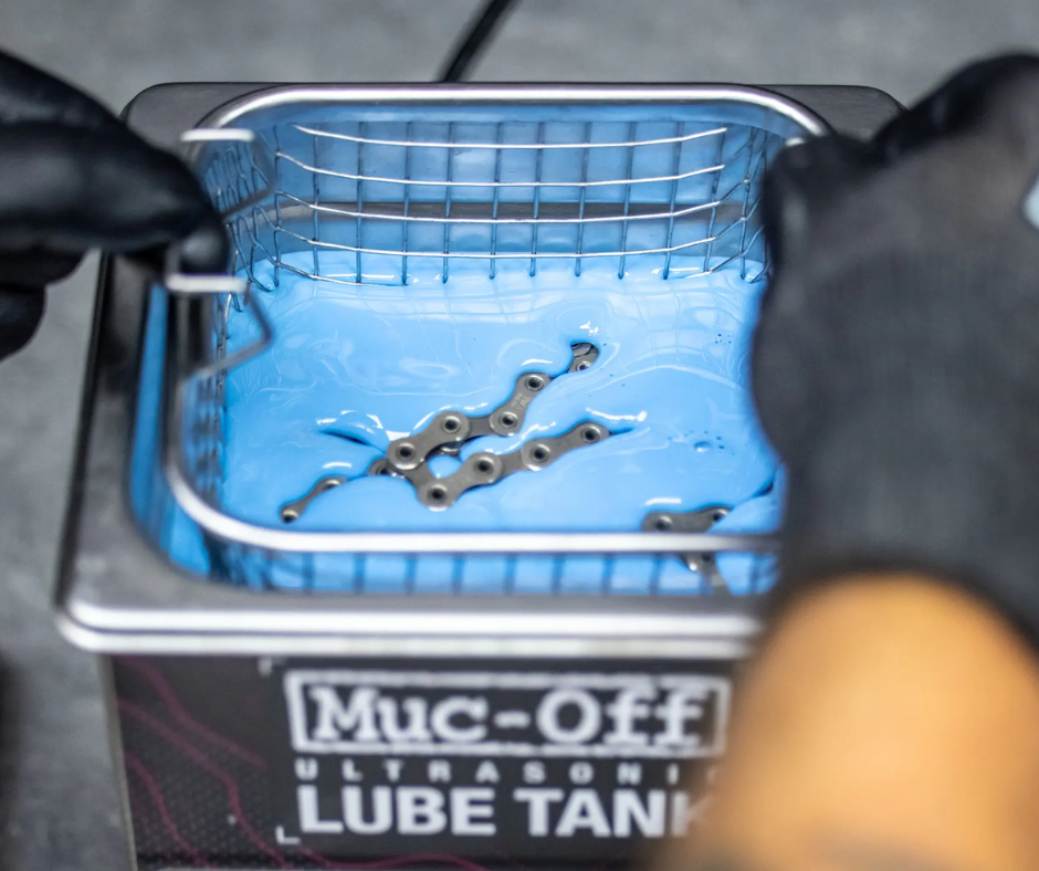  Muc Off Motorcycle Wash, Protect and Lube Kit