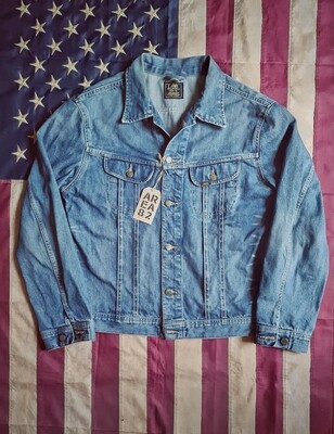 LEE Denim jacket - size XL