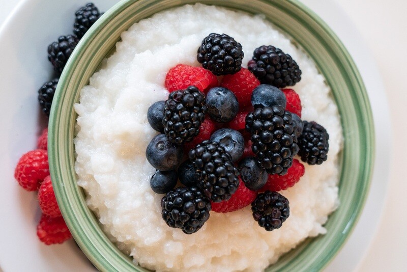 Congee &amp; Fresh Berries