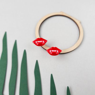 Small Red Vampire Lips Halloween Earrings