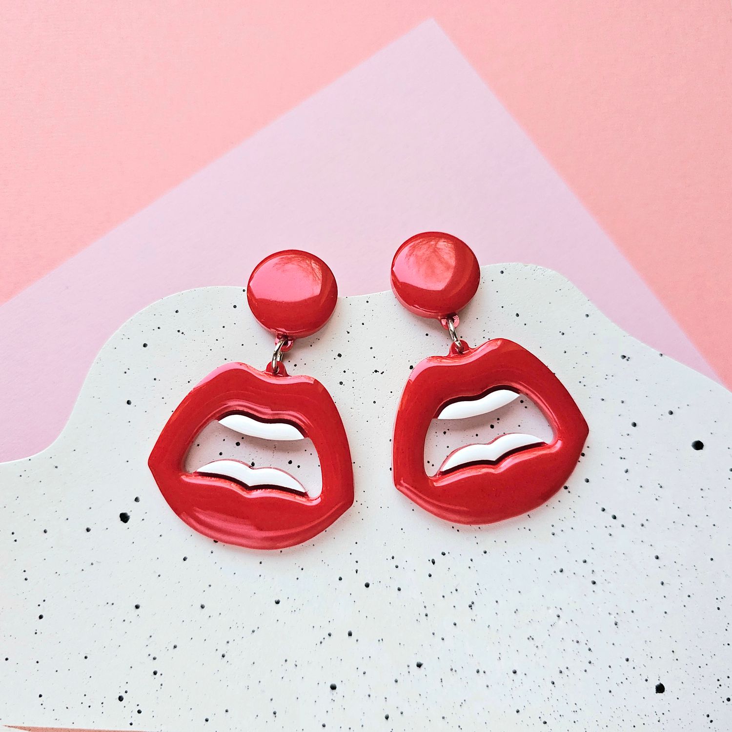 Red pop art lips earrings