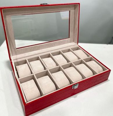 LEATHER BOX RED CROCO 12 PIECES
