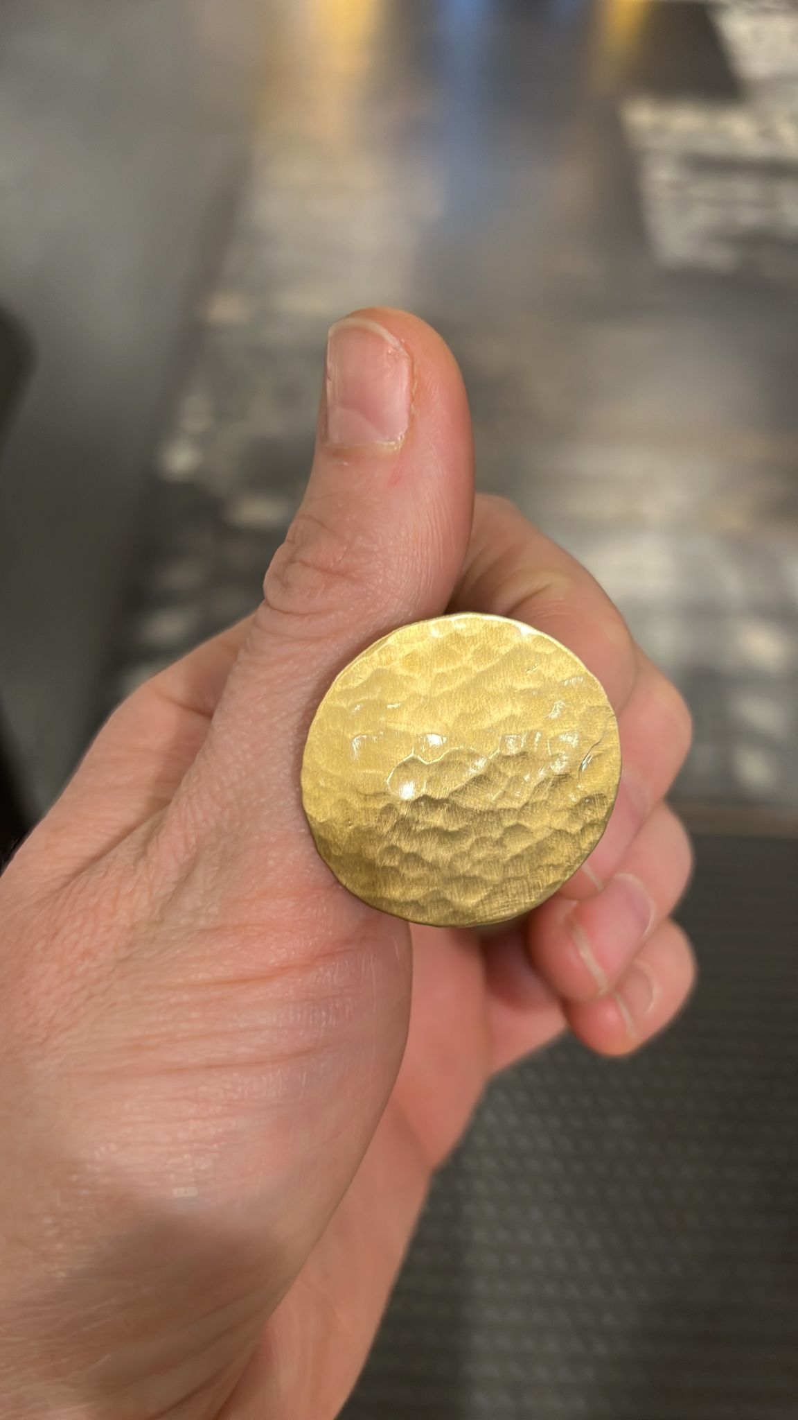 Goudkleurig fantasie juweel