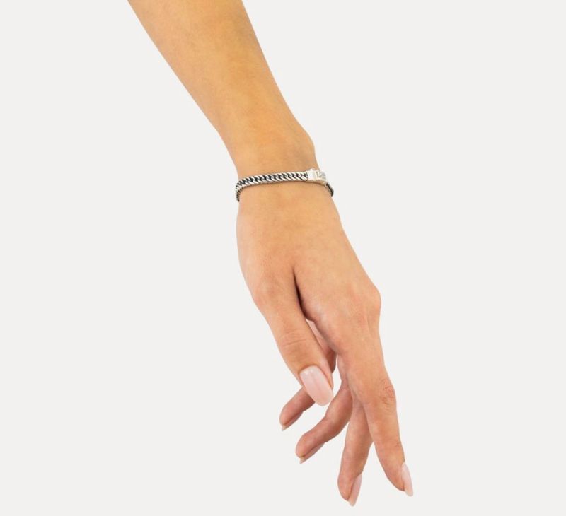 Buddha to Buddha Esther mini armband