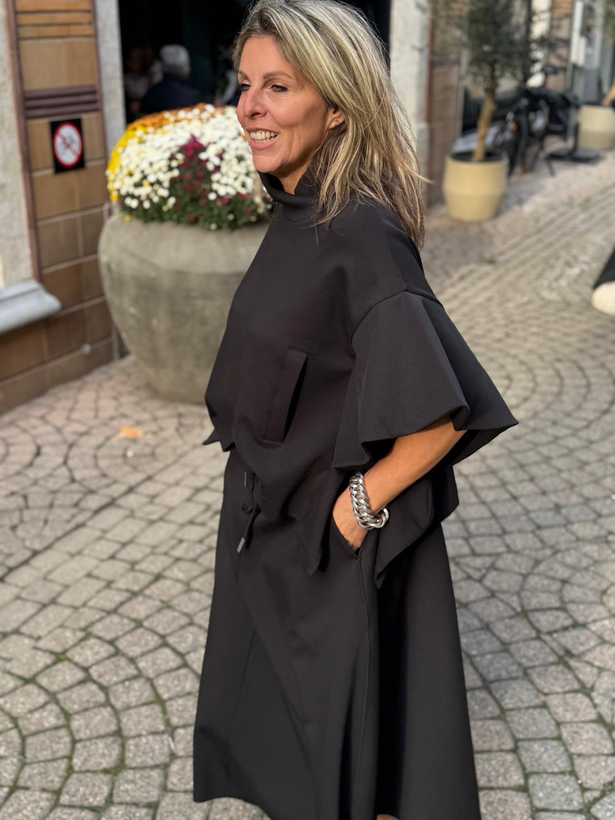 Psophia batwing poncho