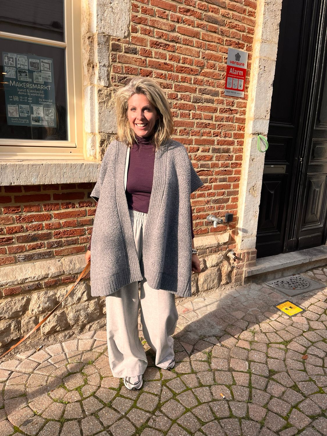 RABENS SALONER Cape Dorris