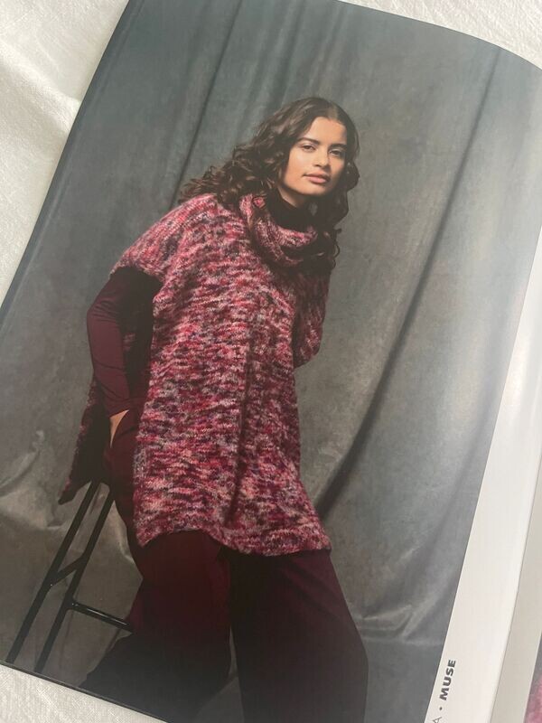 KATJA - Slipover aus Muse - punto 64 (Strickkit) KATJA - Slipover aus Muse - punto 64 (Strickkit)