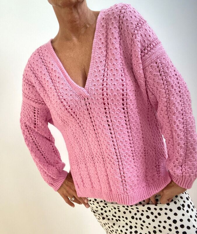 COMMA V-NECK VON ANNE VENTZEL (STRICKKIT MERINO 120) COMMA V-NECK VON ANNE VENTZEL (STRICKKIT MERINO 120)