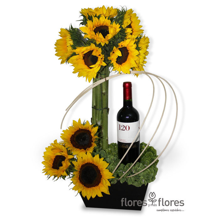 Arreglo Floral de Girasoles y Vino | EROS Arreglo Floral de Girasoles y Vino | EROS