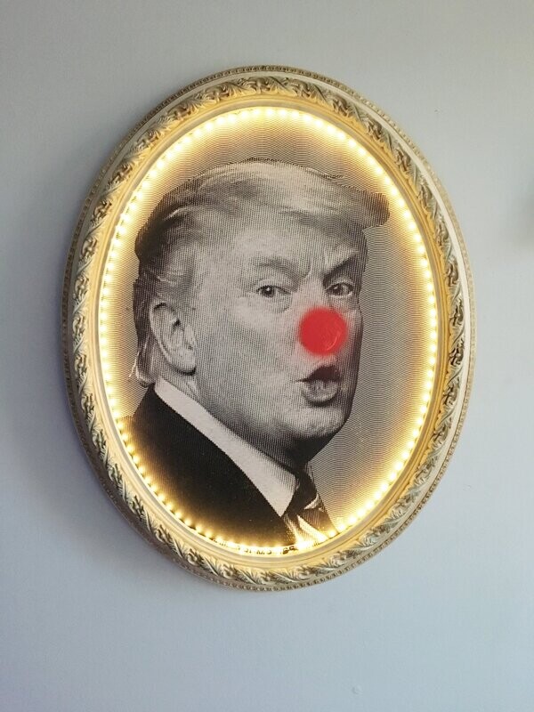 The oval clown