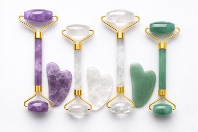 roll face & qua sha kit