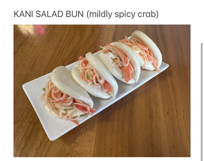 KANI SALAD BUN (mildly spicy crab)