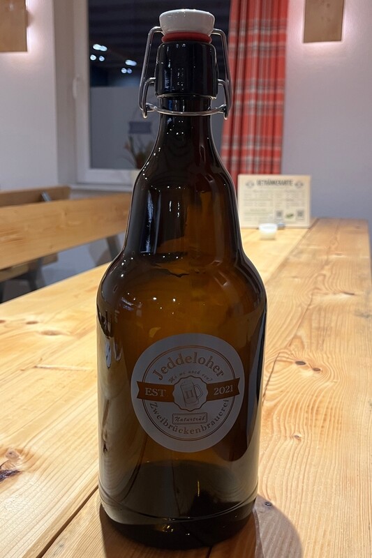 Jeddeloher Dunkel 2,0 Liter Maurerflasche