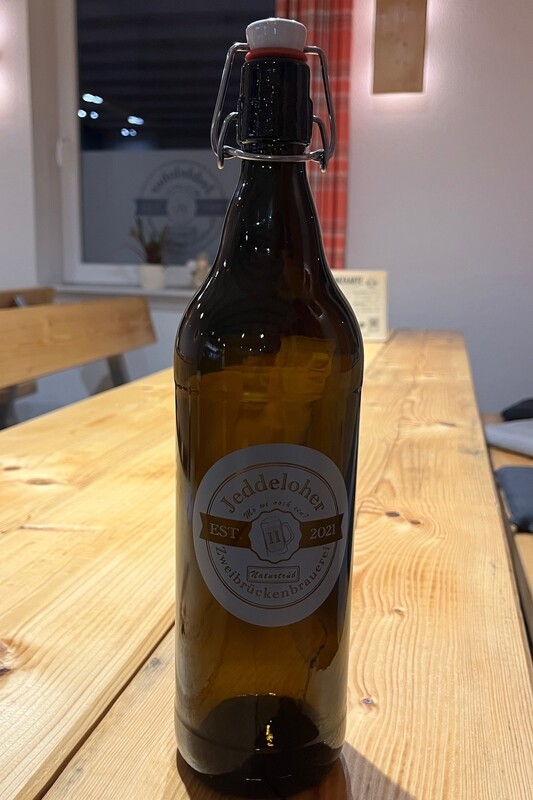 Jeddeloher Pils 1,0 Liter Maurerflasche