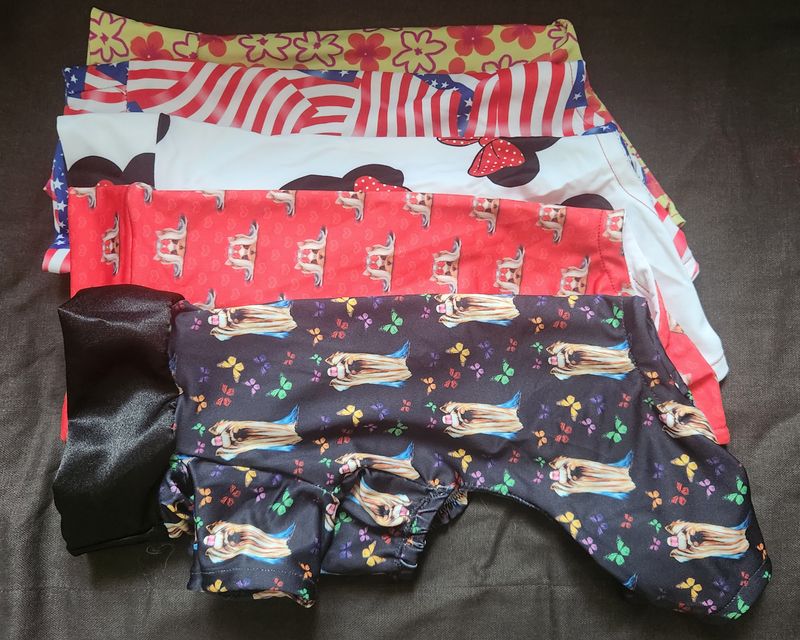 Lot  de cinq pyjamas taille S/M