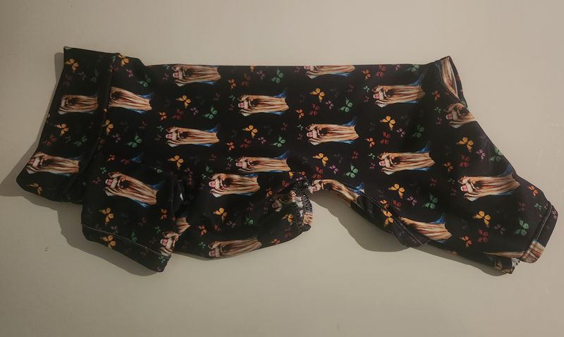 Pyjamas lycra avec col yorkshire noir