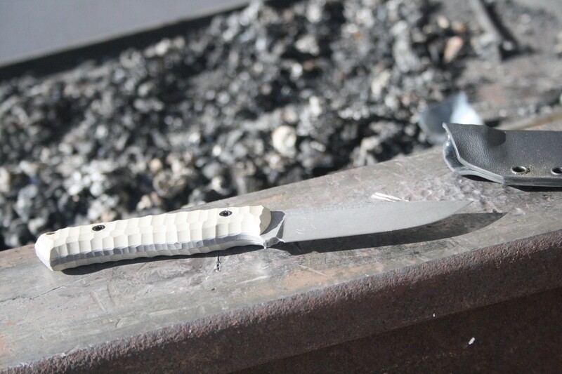 ROOTFOX Custommade Survival Knife 