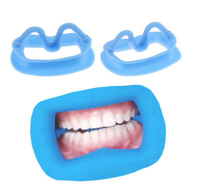 Silicone Cheek Retractor