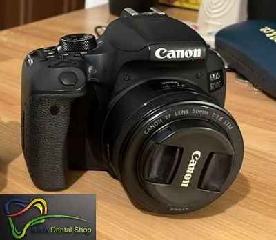 Canon 800D