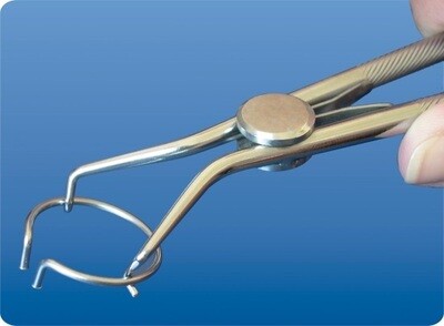 Ring forceps with stoppers
