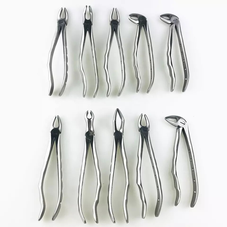 Extraction Forceps Set