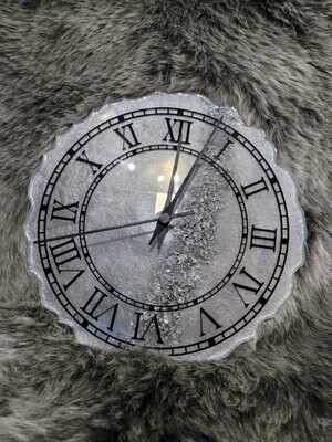 Uhr
