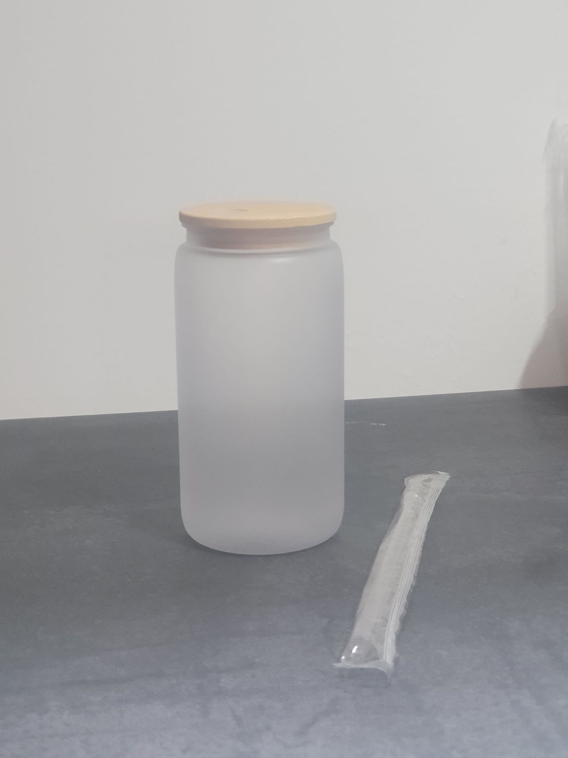 Trinkglas "Plastik" satiniert