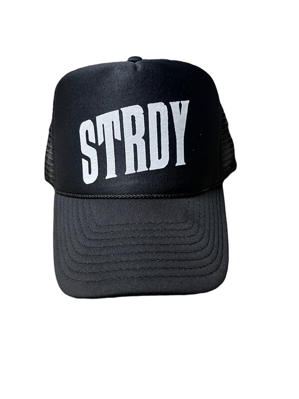 STRDY BLACK TRUCKER HAT 