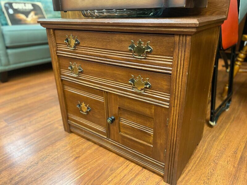 1920 Small Oak Commode