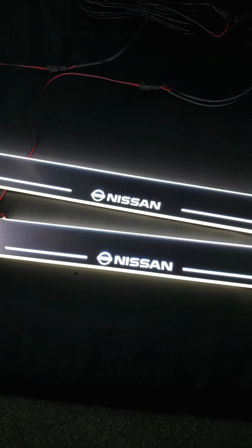 Nissan door welcome scuff plate sill LED kit 4pc 4 door all white metal mirror finish