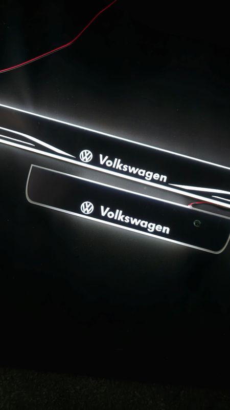 Volkswagen VW door welcome scuff plate sill LED kit 4pc 4 door all white metal mirror finish