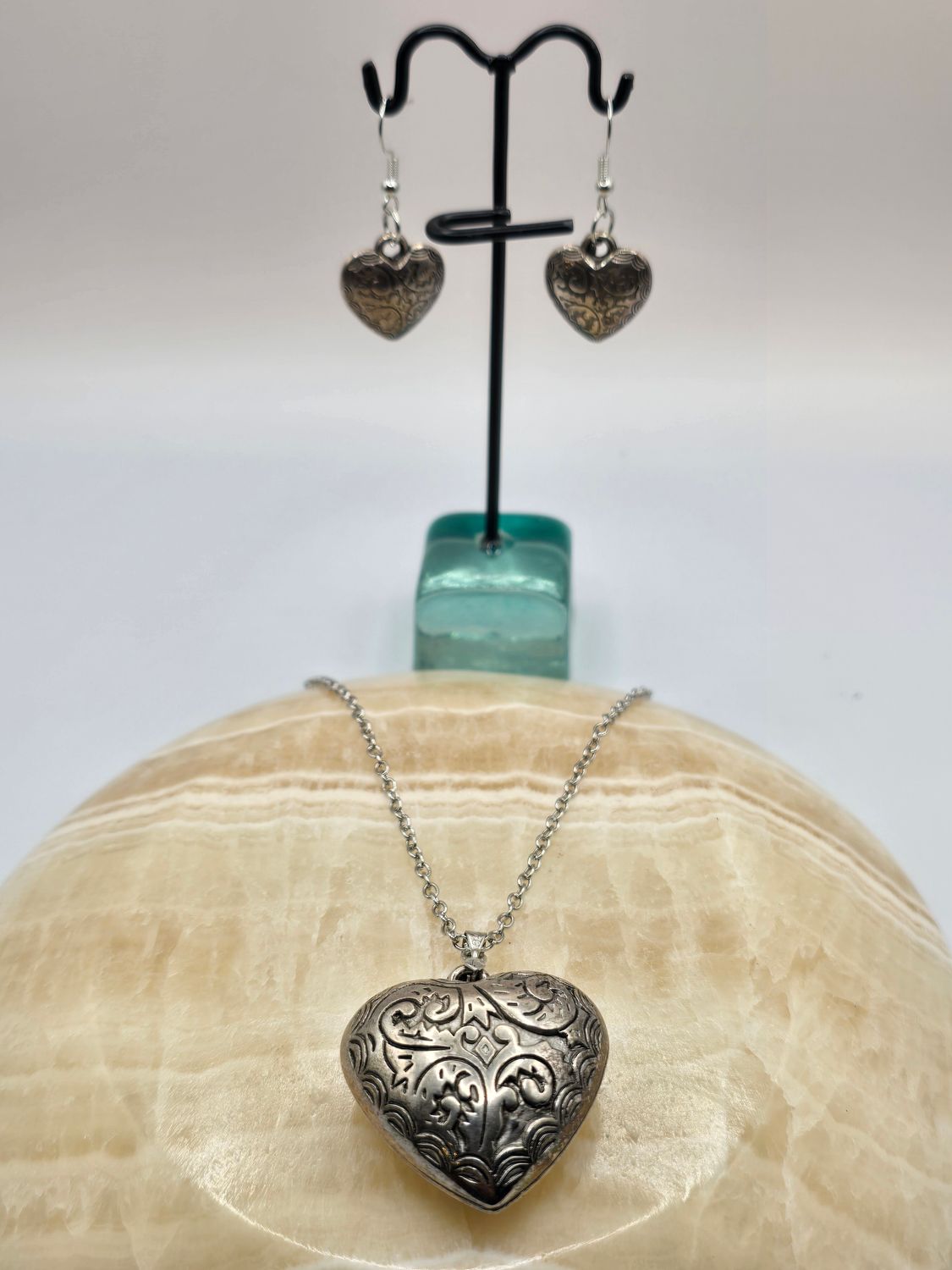 “Hearts Entwined” Jewelry Set – Engraved Pendant &amp; Matching Earrings