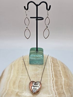 “Serenity’s Guide” Jewelry Set – Heartfelt Pendant &amp; Sculpted Drop Earrings