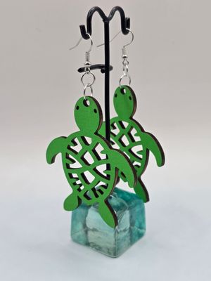 Honu Harmony” Wooden Turtle Earrings – Island Green