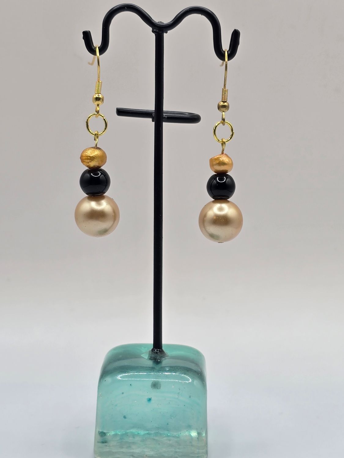 Golden Grace” Beaded Drop Earrings – Pearl &amp; Metallic Layers