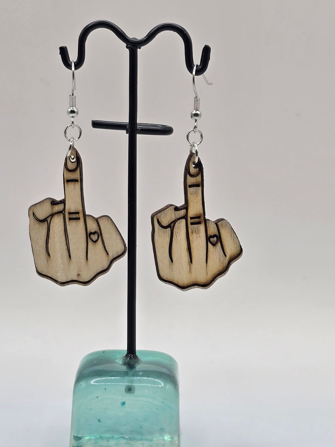 Middle Mood – Laser-Cut Statement Earrings