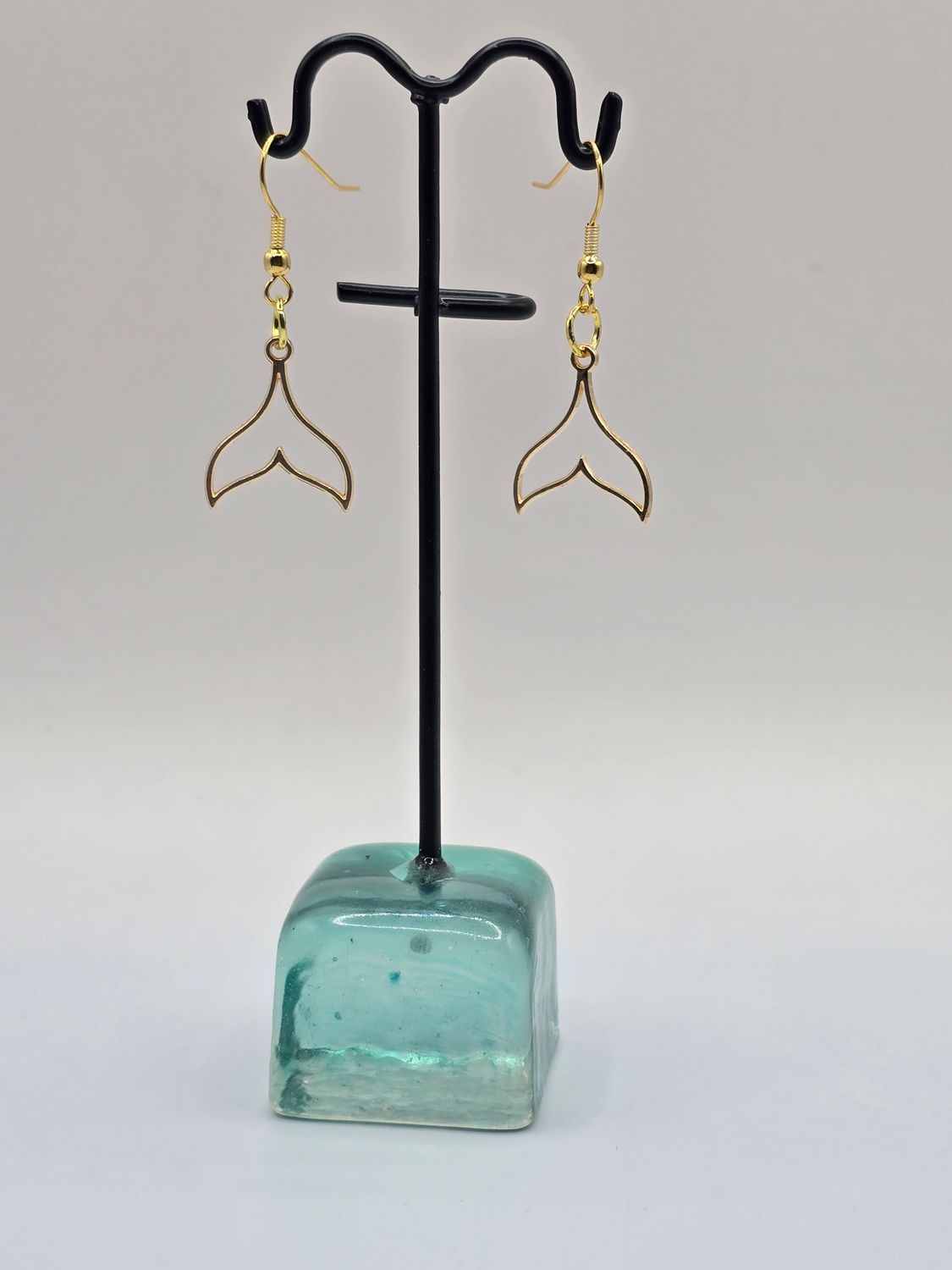 Golden Dive: Whale Tail Dangle Earrings