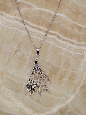 Web &amp; Flow Spider Necklace