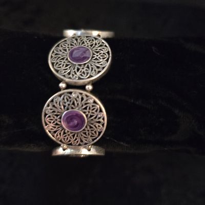 “Purple Lace” Bracelet – Purple Stone &amp; Filigree Metal on Stretch Cord