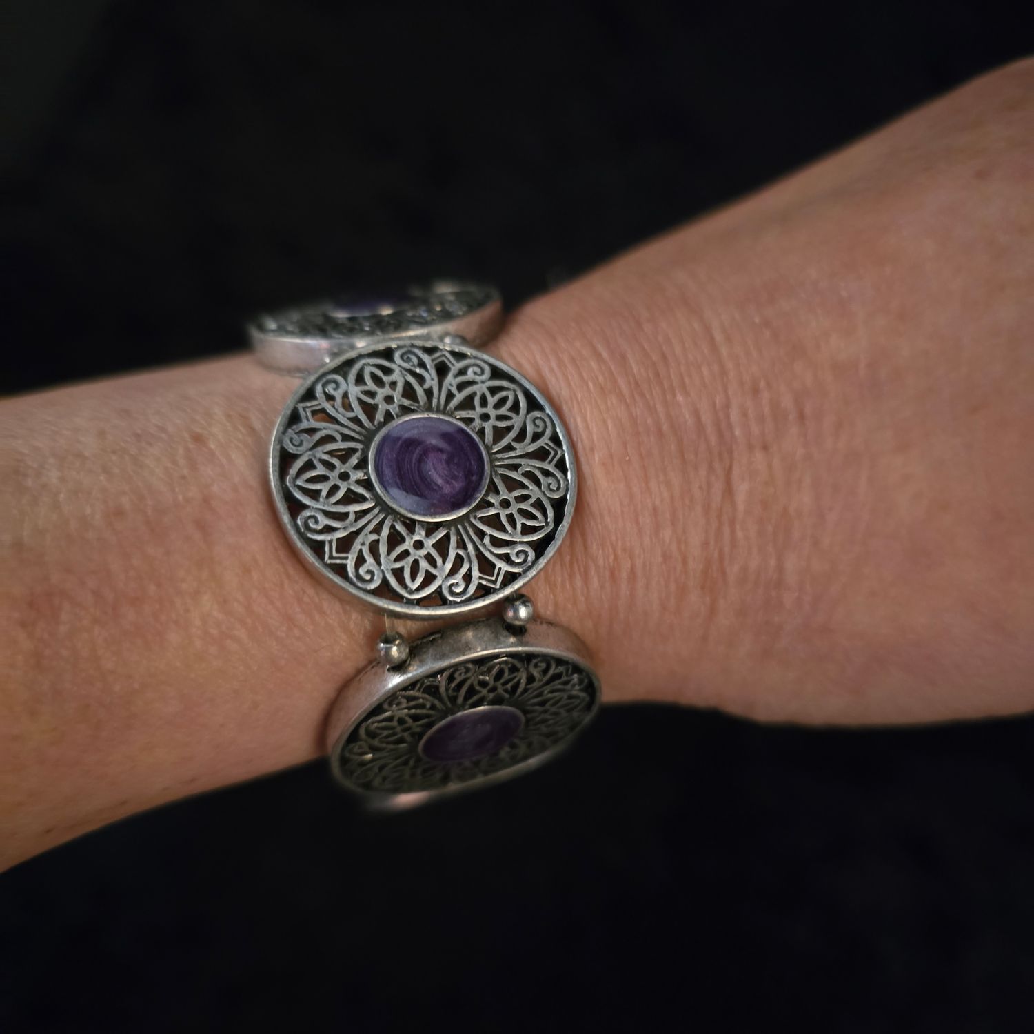 “Purple Lace” Bracelet – Purple Stone &amp; Filigree Metal on Stretch Cord