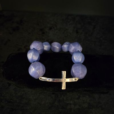 “Color Spirit” Bracelet – Vibrant Wood Beads on Stretch Cord