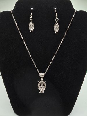 Wisdom Keeper Owl Jewelry Set