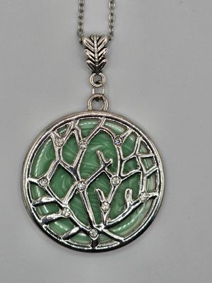 “Forest Whisper” Marbled Green Pendant Necklace