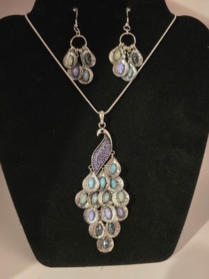 Peacock Radiance Jewelry Set – Iridescent Elegance in Purple &amp; Blue