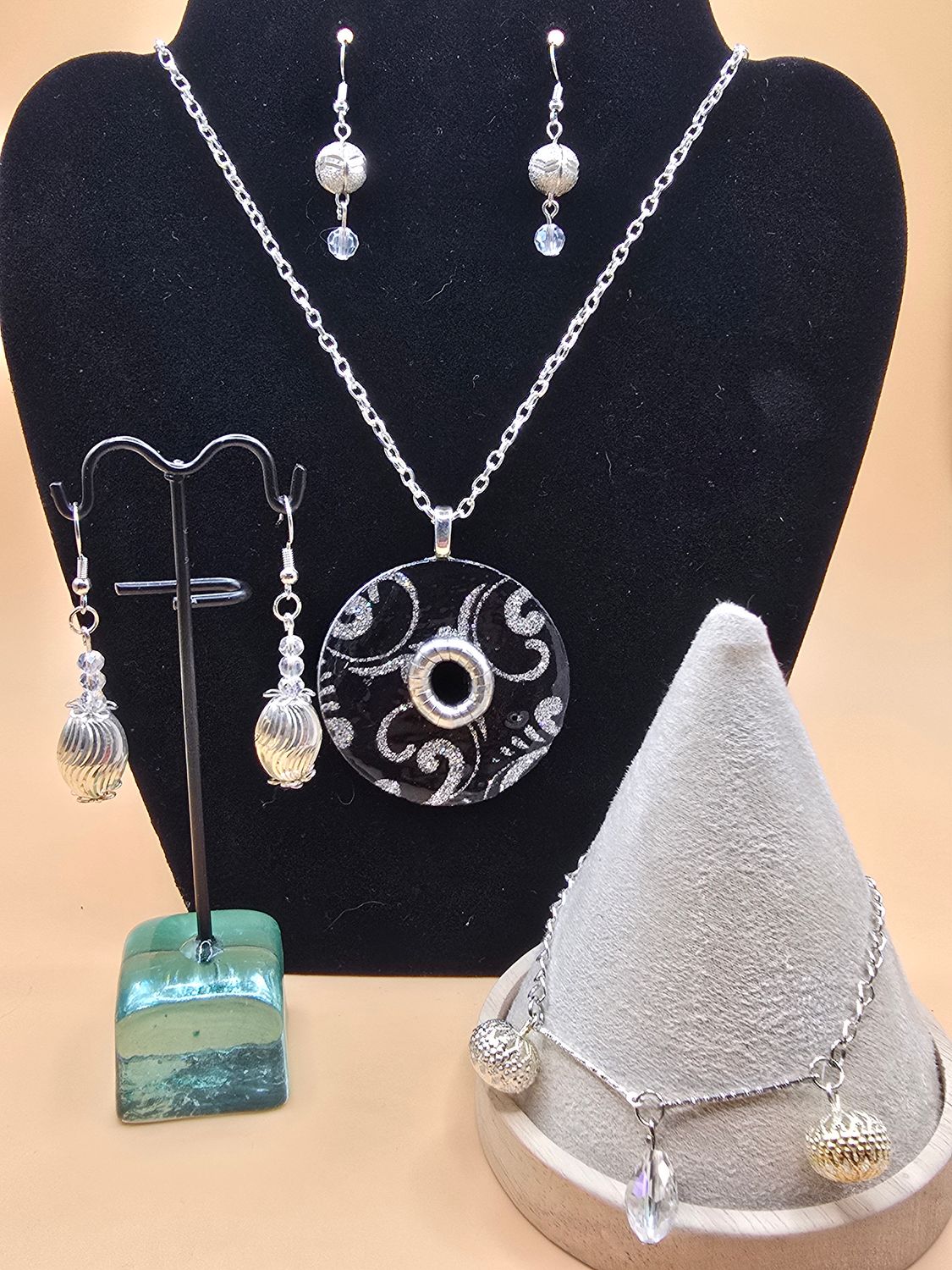 Silver Statement Jewelry Set – Necklace, Bracelet &amp; Bonus Earrings (4-for-3)